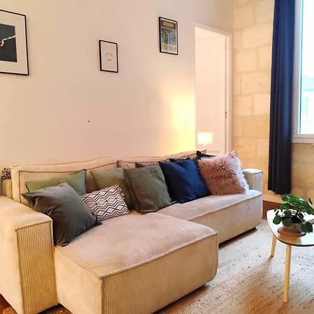 Beautiful In Chartrons Apartamento